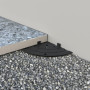 Druckverteilerplatte am Terrassenrand, Seitenansicht